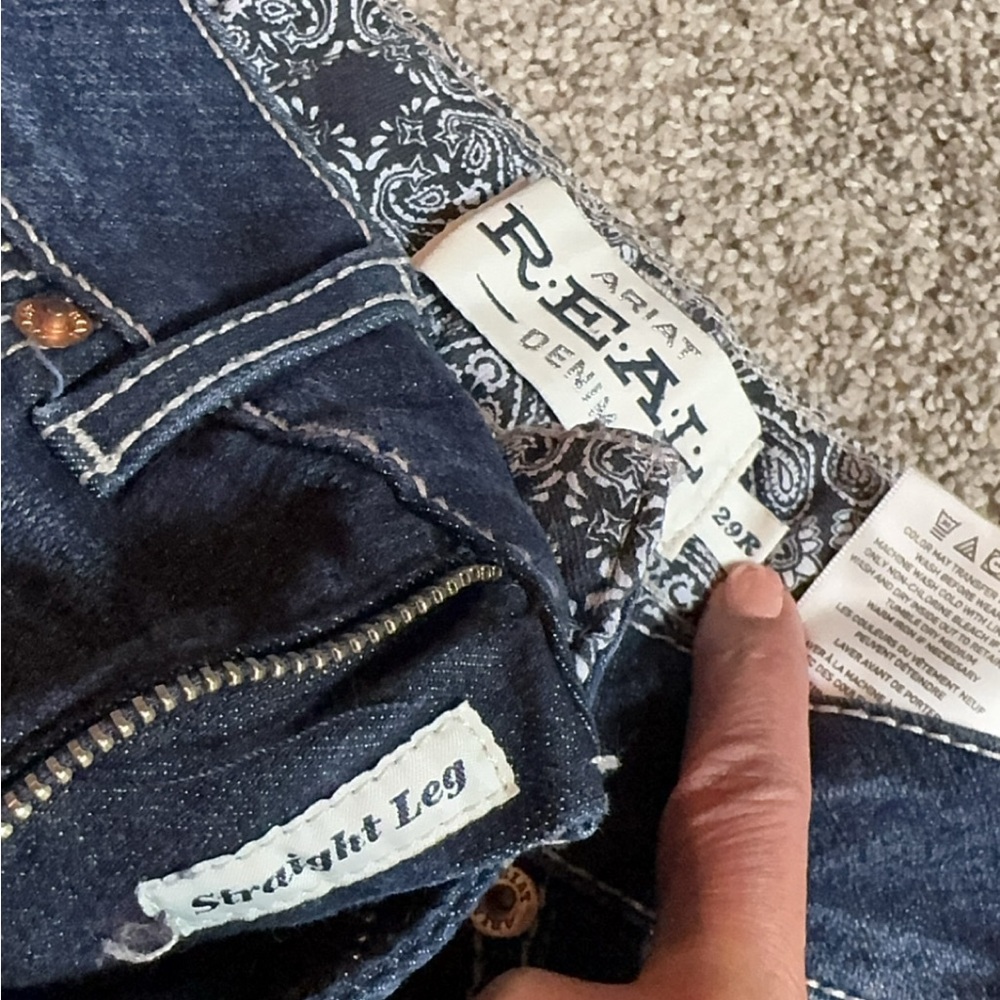 Ariat R.E.A.L jeans - Picture 3 of 4